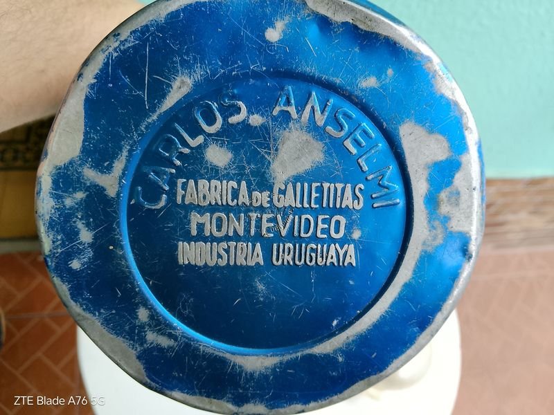 Latas de metal en buen estado - imagen 2