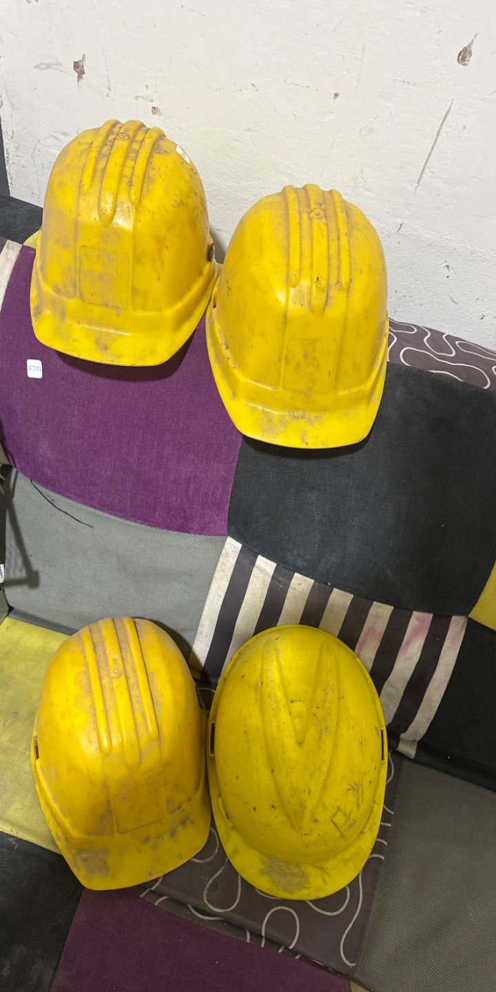Cascos de Seguridad Amarillos
