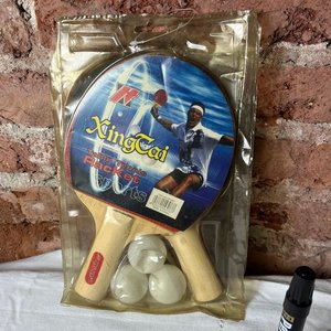 Lote anterior: Set de Ping Pong XingTai: 2 Paletas y 3 Pelotas Nuevas