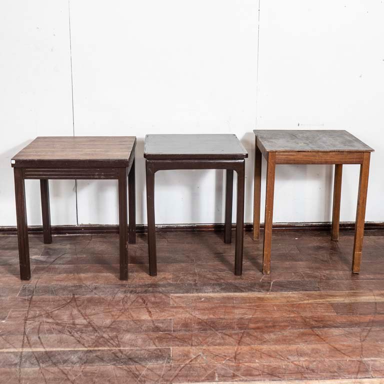 Lote anterior: Mesas de madera con detalles y acabados variados