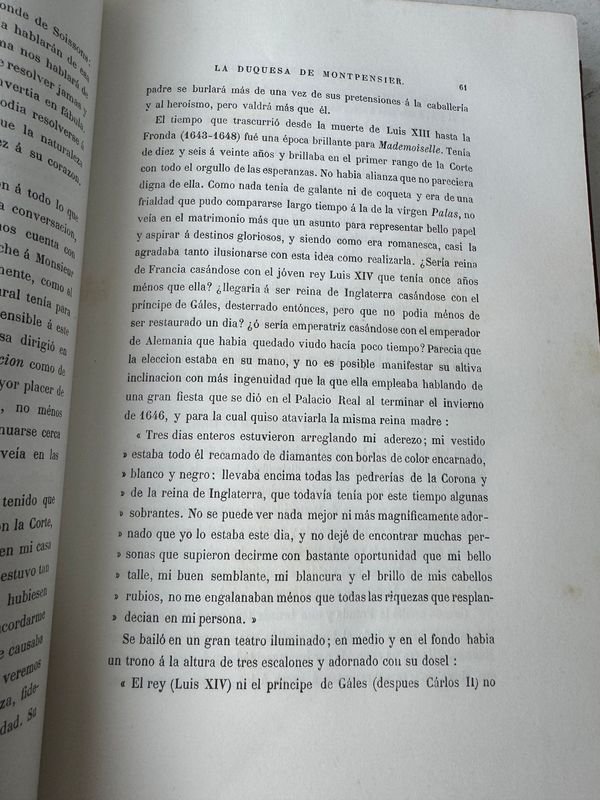 Libro antiguo con ilustraciones de mujeres famosas en París 1911 - imagen 5