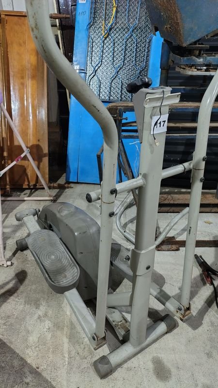 Máquina de ejercicio elíptica sin uso - imagen 3