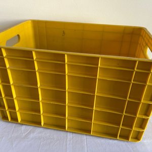 Lote anterior: Cajón Lechero Plástico Amarillo Industrial 48x33cm