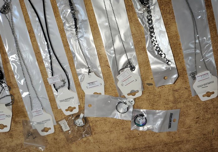 Colección de Joyería en Acero Quirúrgico - imagen 4