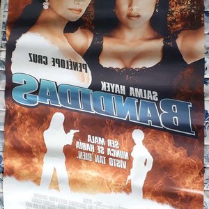Poster Original "Bandidas" con Salma Hayek y Penélope Cruz (2006) - imagen 2