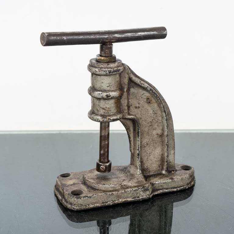 Item 2106517 - Image 0