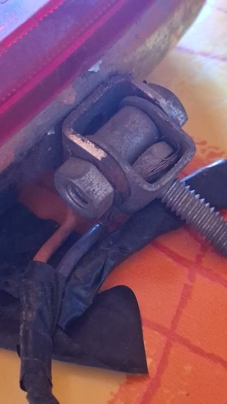 Antiguo Taxi de Plástico y Metal - imagen 2