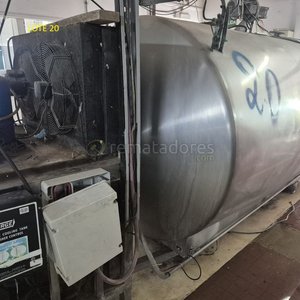 Lote siguiente: Tanque de Acero Inoxidable para Leche con Sistema de Lavado