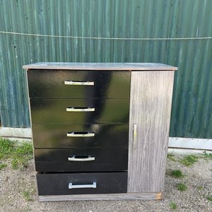 Cajonera de 5 cajones y 1 puerta, buen estado - imagen 3