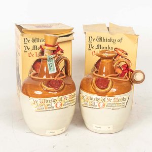 2 Porrones Vacíos de Whisky "Ye Whisky of Ye Monks" con Caja - imagen 1
