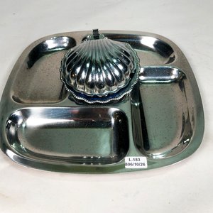Bandeja Copetinera Metálica con Divisones y Coquilla Decorativa - imagen 2