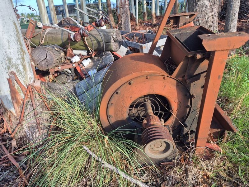 Turbina de fumigadora KWH + bin con aisladores y porta aisladores en hierro - imagen 2