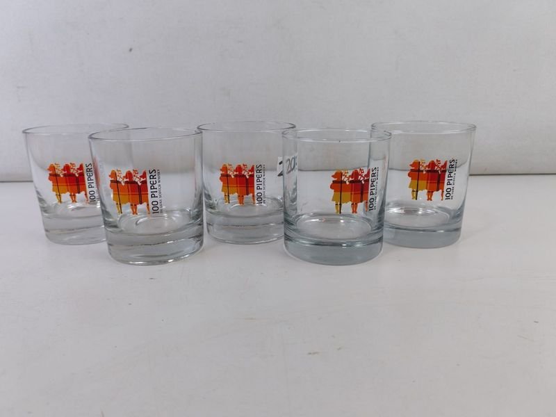 Lote anterior: Vasos De Whisky - Conjunto de 5 vasos de cristal con diseños en rojo y amarillo