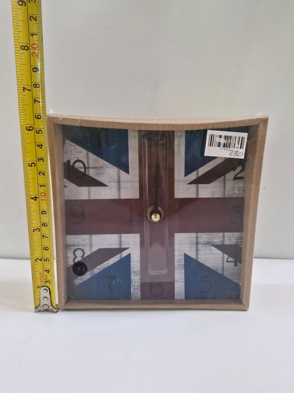 Reloj de Pared con Diseño de Bandera - imagen 1