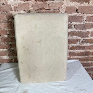Banqueta Tapizada Beige con Patas de Madera - imagen 4