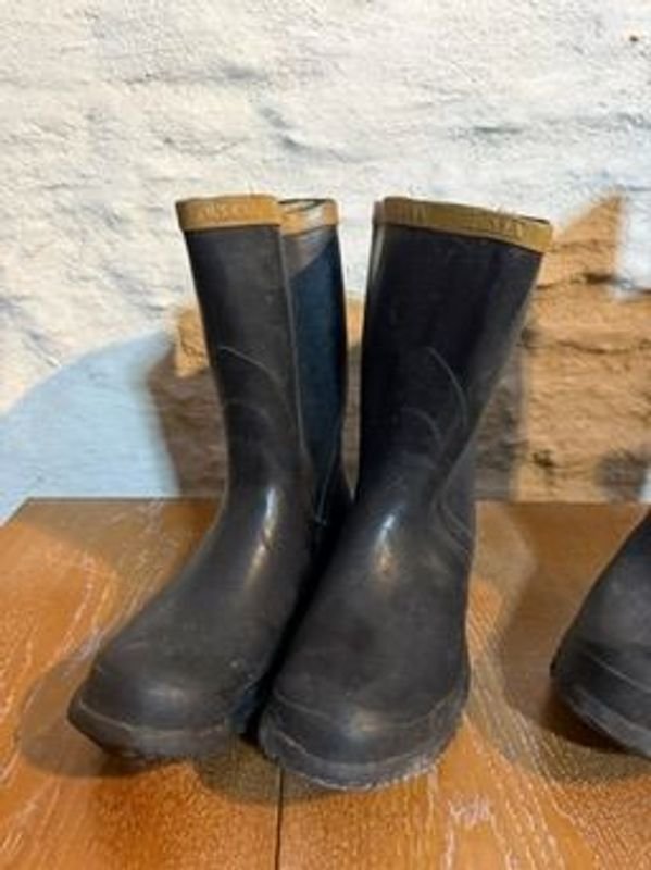 Botas de goma FUNSA, nuevas y de alta calidad - imagen 1