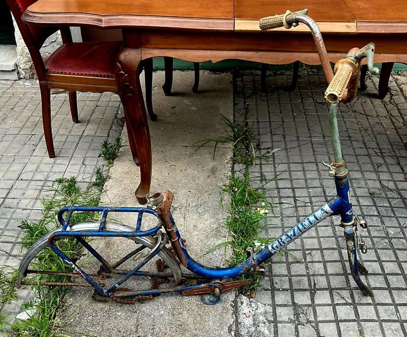 Item 868914 - Image 0