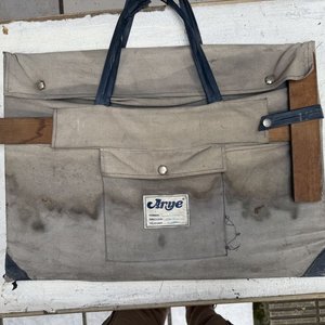 Lote siguiente: Tabla de Dibujo Profesional con Regla T y Funda