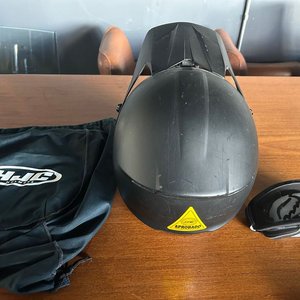 Lote de 3 Cascos para Moto o Cuatriciclo - imagen 4