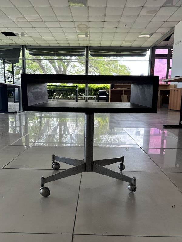 MESA AUXILIAR DE MADERA Y METAL - imagen 5