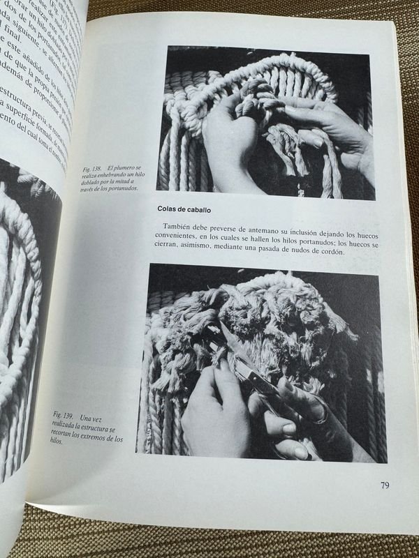 Gran lote de libros en español de bordado y costura - imagen 9