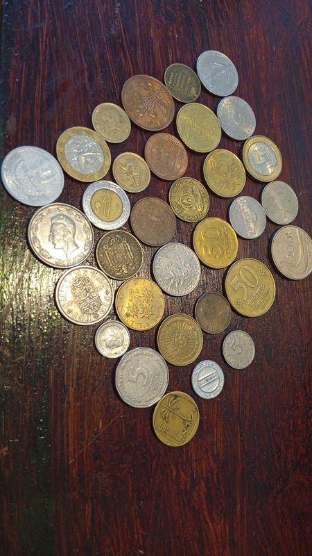Lote de 32 monedas de colección
