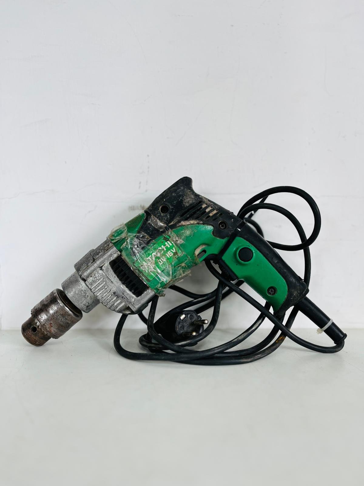 Taladro Hitachi DV16V