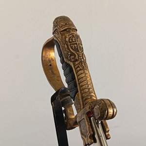 Sable de Oficial Militar Uruguayo Estilo Prusiano con Vaina y Dragona - imagen 7