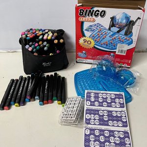 Lote siguiente: Lote de Marcadores Touch y Juego de Bingo Lotto