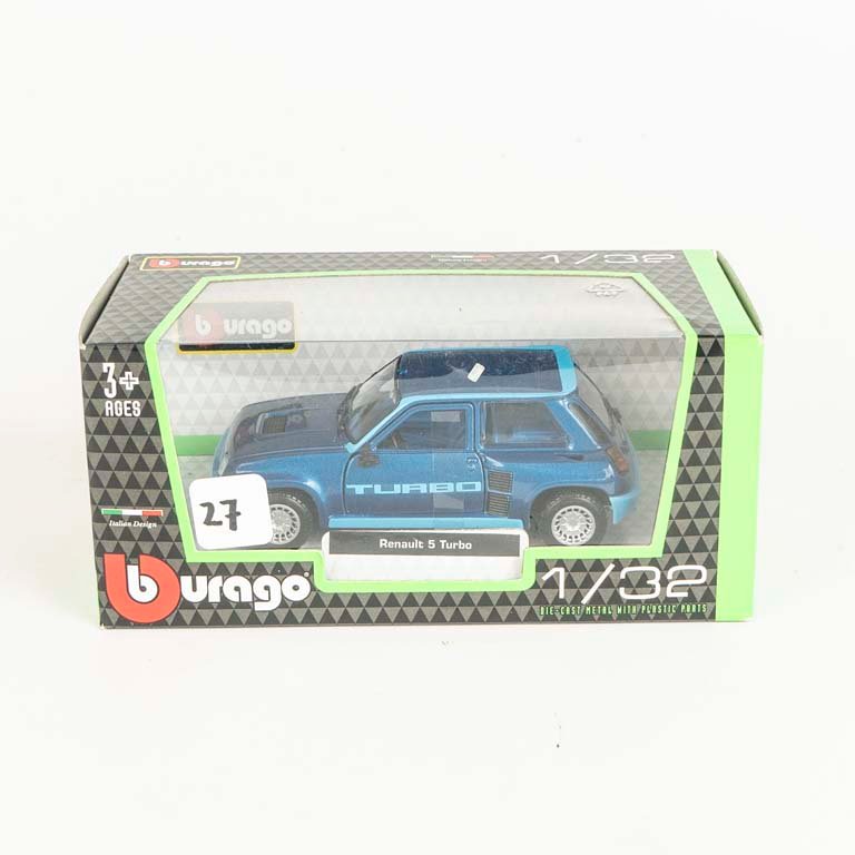 Auto Renault 5 Turbo escala 1/32 colección Burago, en su caja original.
