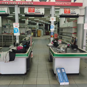 Módulo de Cajas Comerciales con Mostrador y Estructura Superior - imagen 2