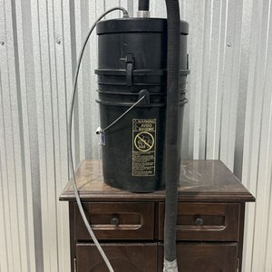 Aspiradora Industrial Tipo Balde UniNet HF-9303 Negra - imagen 3