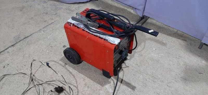 SOLDADORA ELECTRICA NORDIKA 2160 - Herramienta eléctrica de alta calidad - imagen 1