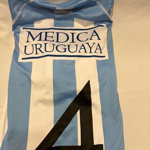 Camiseta Oficial de Fútbol Club Atlético Cerro N° 4 Patrick Talle M/L - imagen 3