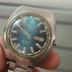 Reloj Citizen Automático con Brazalete Metálico - Requiere Mantenimiento - imagen 4