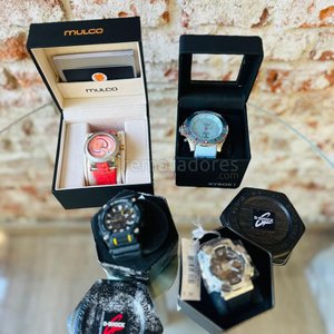 Lote siguiente: Lote de 4 Relojes de Marca: Mulco y G-Shock