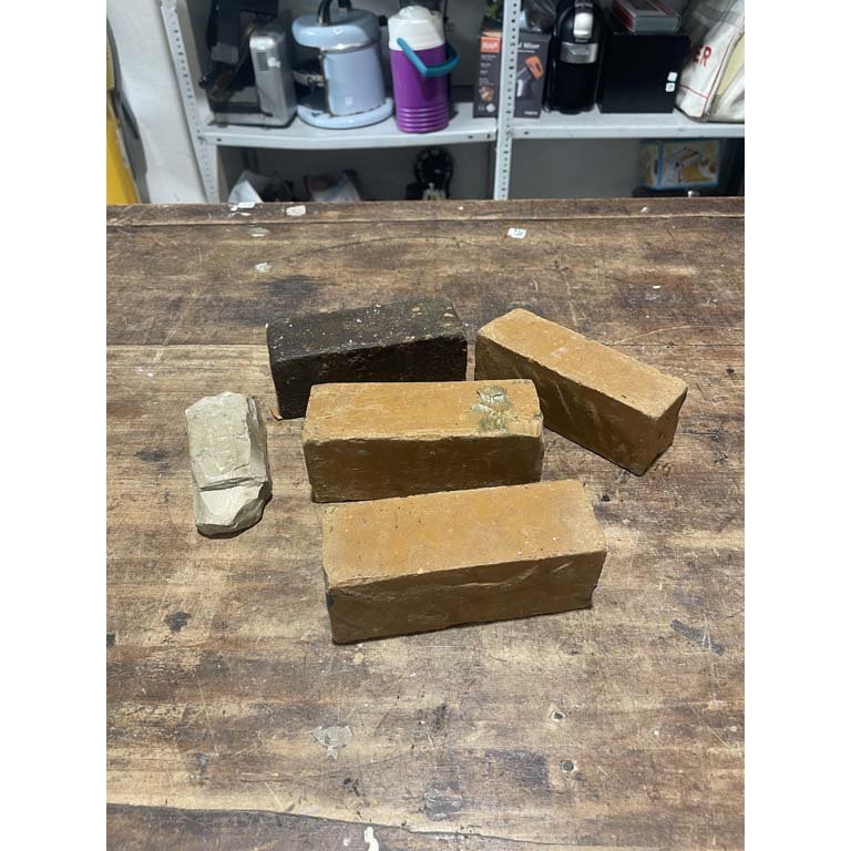 Item 2104938 - Image 0