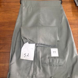 Lote anterior: Pantalón de Vestir Gris Talle 52