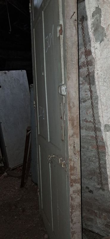 Item 880853 - Image 1