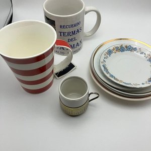 Lote de 9 Piezas de Vajilla y Bazar Desparejadas - imagen 2