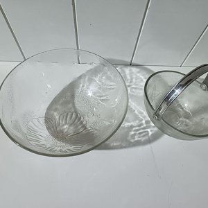 Dos Bowls de Vidrio con Diseño Floral - imagen 3