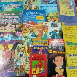 Lote siguiente: Lote de Libros y Revistas Infantiles de Lectura Variada