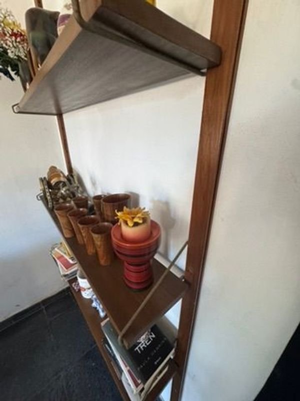 Estantería de madera desarmable con decoración - imagen 4