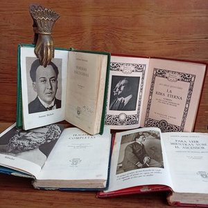 Lote siguiente: Lote de Cuatro Libros Aguilar Edición Crisol