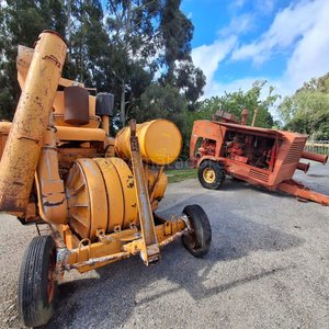 Lote siguiente: Maquinaria de Construcción Naranja