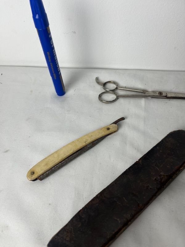 Kit de barbería vintage con herramientas de corte y cuidado - imagen 6