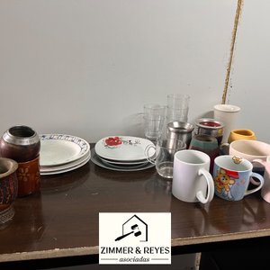 Lote de Vajilla y Tazas Varias - imagen 3