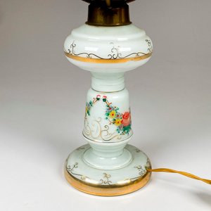 Lámpara de Vidrio Opalino con Pantalla y Decoración Floral - imagen 4