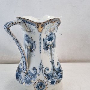 L 381 - 1 Pieza - Importante jarra antigua de porcelana inglesa J. & G. Meakin, modelo 'Tripoli', con elaborados motivos ornamentales en azul y oro (Con averia en boca) - imagen 3
