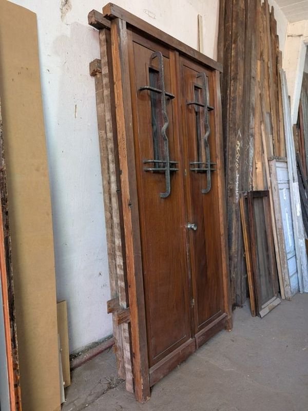 Item 900084 - Image 1